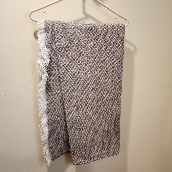 Antonio Salgado Quality Jacquard Cotton blend throw blanket - Picture 3 of 8